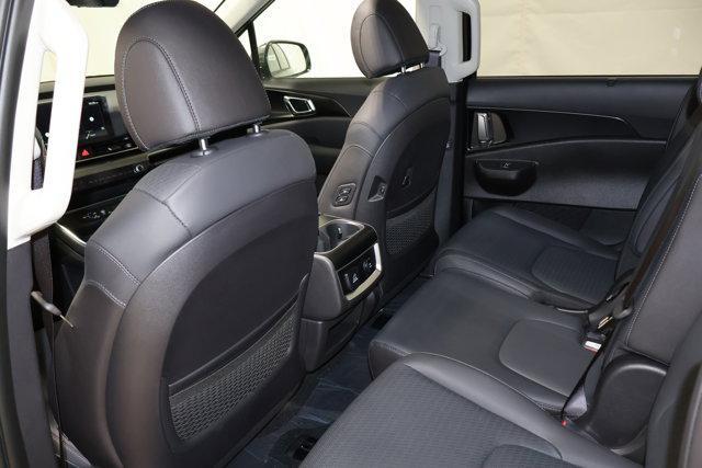 new 2026 Kia Carnival car, priced at $53,285
