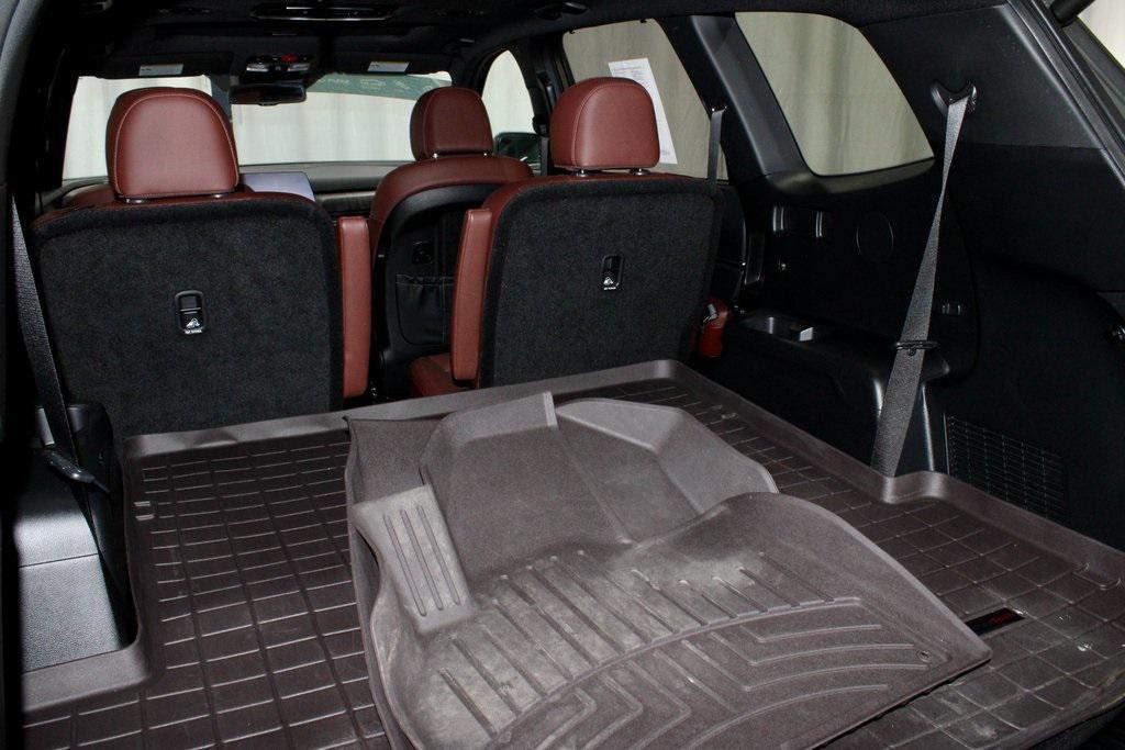 used 2024 Kia Telluride car, priced at $39,222