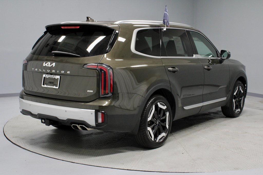 used 2024 Kia Telluride car, priced at $39,222