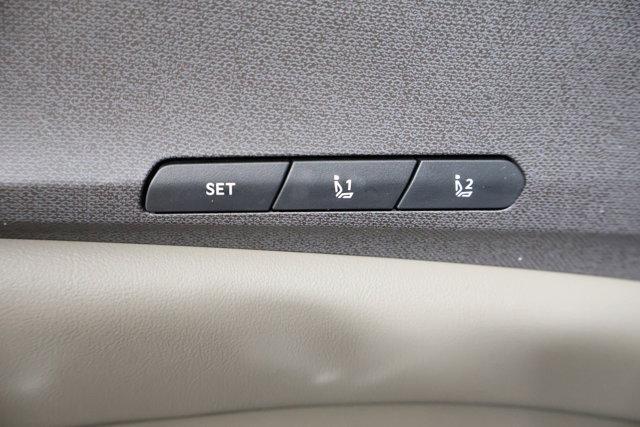 new 2025 Kia Carnival Hybrid car, priced at $43,326