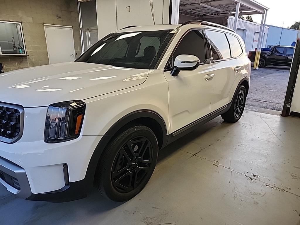 used 2023 Kia Telluride car, priced at $38,985