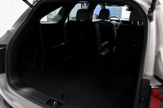 used 2024 Kia Sorento car, priced at $39,912