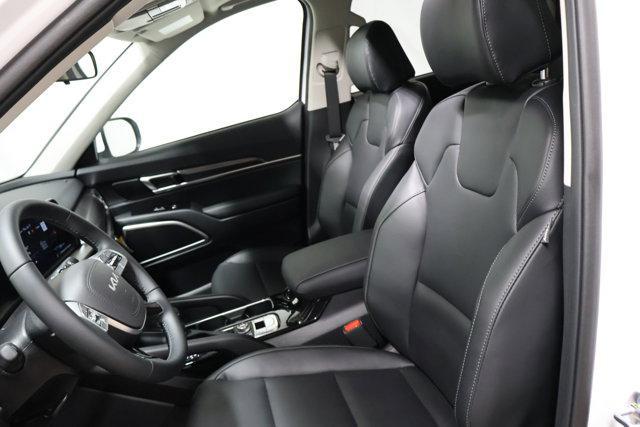 new 2025 Kia Telluride car, priced at $42,569