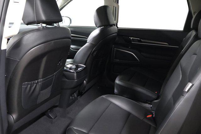 new 2025 Kia Telluride car, priced at $42,569