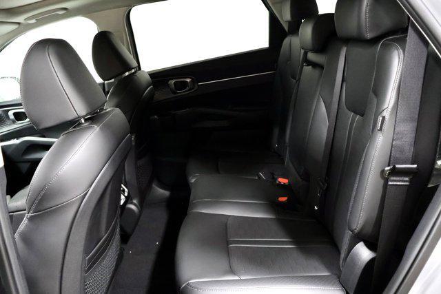 new 2025 Kia Sorento car, priced at $36,107