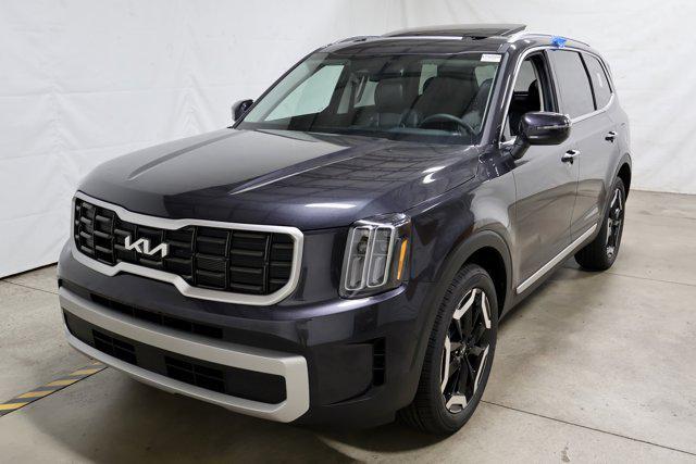 new 2025 Kia Telluride car, priced at $39,794