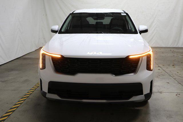 new 2025 Kia Sorento car, priced at $30,885