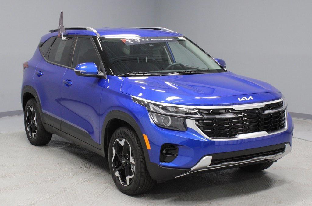 used 2025 Kia Seltos car, priced at $24,972