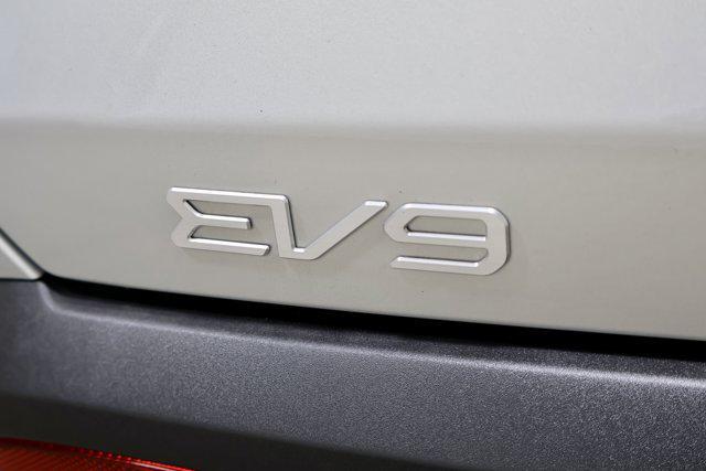 new 2026 Kia EV9 car, priced at $61,620