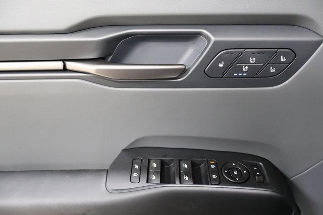 new 2026 Kia EV9 car, priced at $61,620