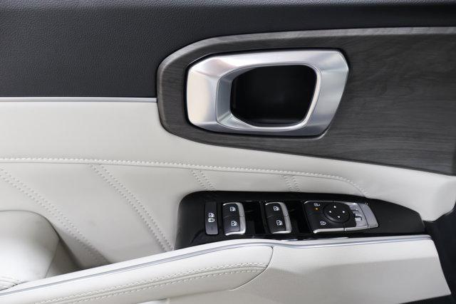 new 2025 Kia Sorento car, priced at $41,378