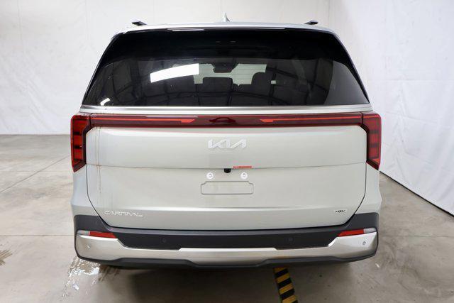 new 2026 Kia Carnival Hybrid car, priced at $50,285