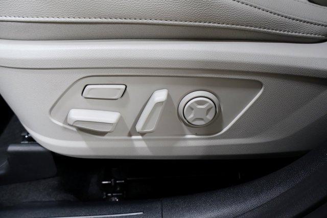 new 2025 Kia Sorento Hybrid car, priced at $44,330