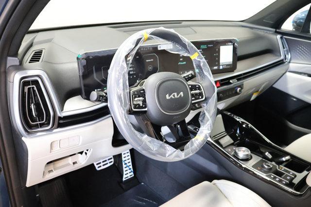 new 2025 Kia Sorento Hybrid car, priced at $45,158