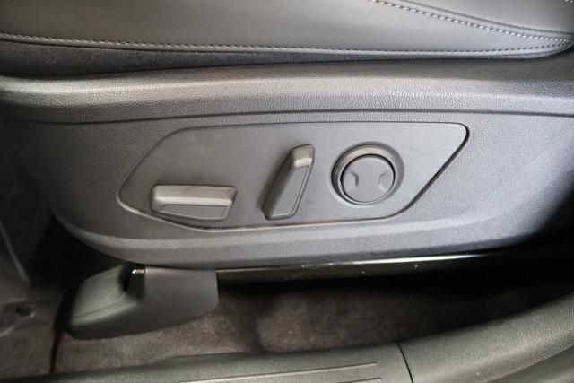 new 2025 Kia Sorento car, priced at $38,038