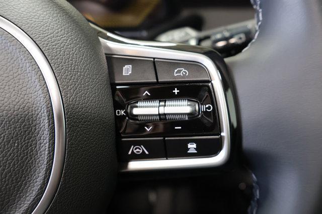 new 2025 Kia Sorento car, priced at $38,038