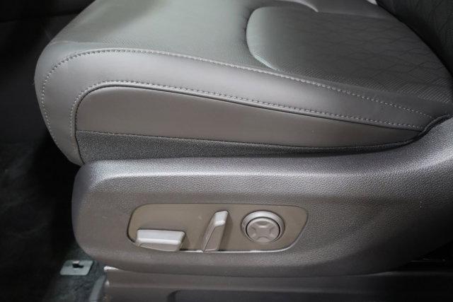 new 2026 Kia Carnival Hybrid car, priced at $51,285