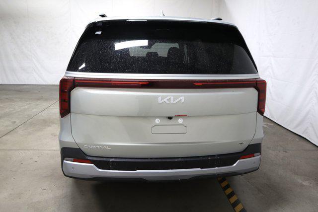 new 2025 Kia Carnival Hybrid car, priced at $42,360