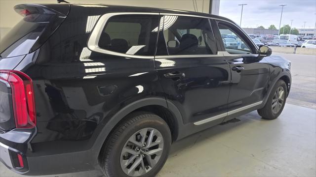 used 2024 Kia Telluride car, priced at $34,206