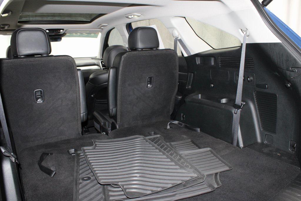 used 2022 Kia Sorento car, priced at $25,651