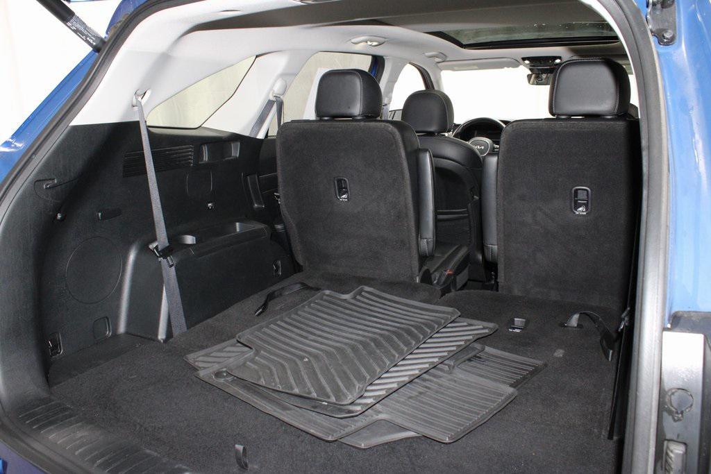 used 2022 Kia Sorento car, priced at $25,651