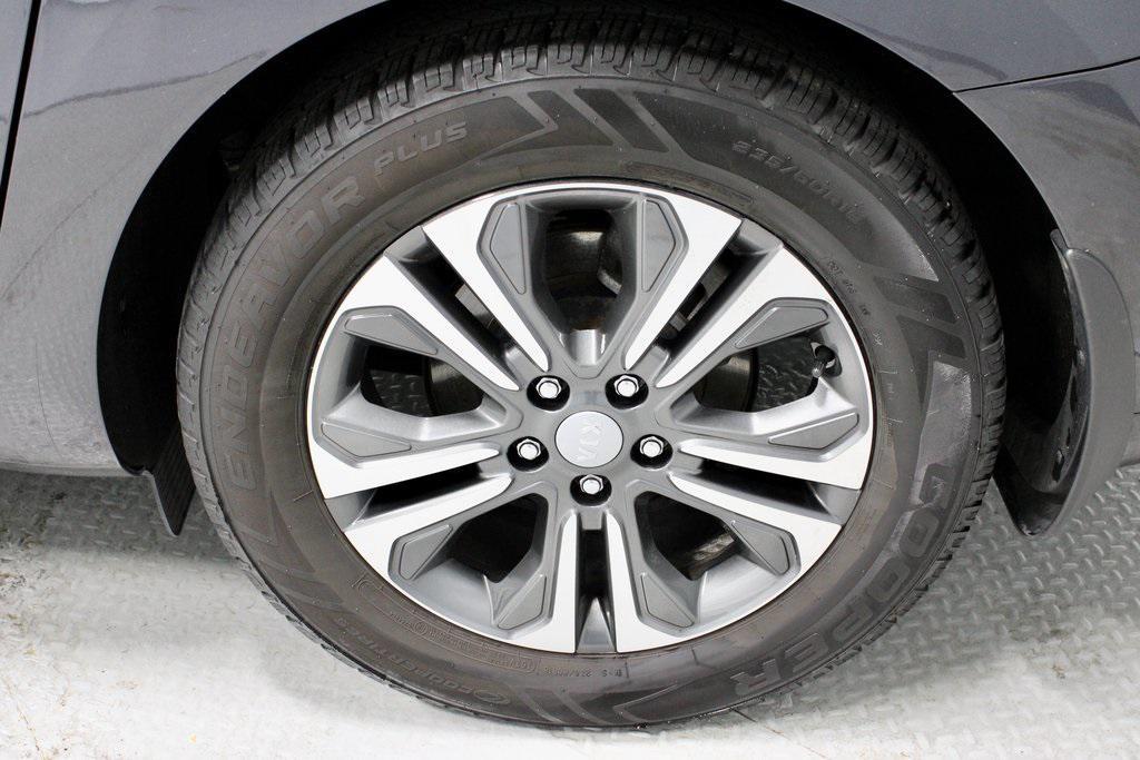 used 2021 Kia Sedona car, priced at $22,093