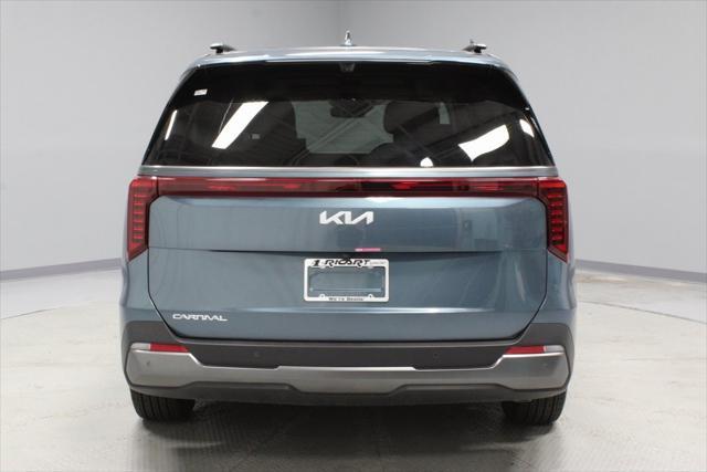 used 2025 Kia Carnival car, priced at $48,479