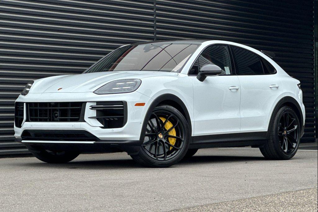 used 2024 Porsche Cayenne car