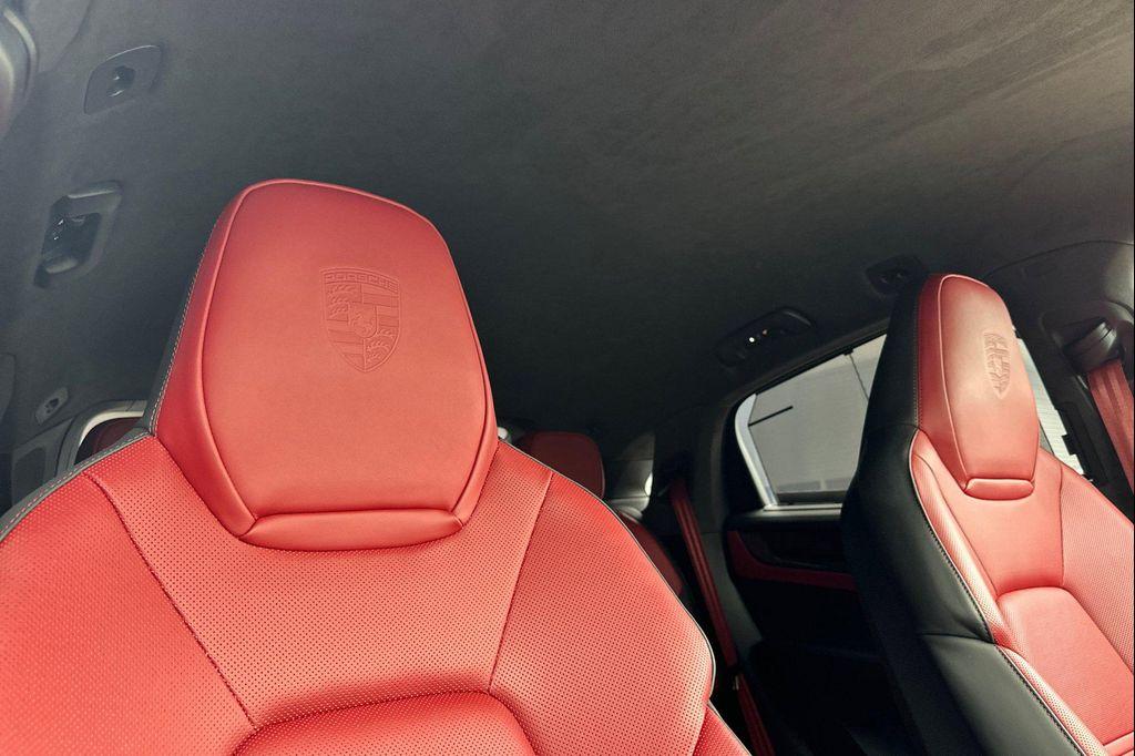 used 2024 Porsche Cayenne car