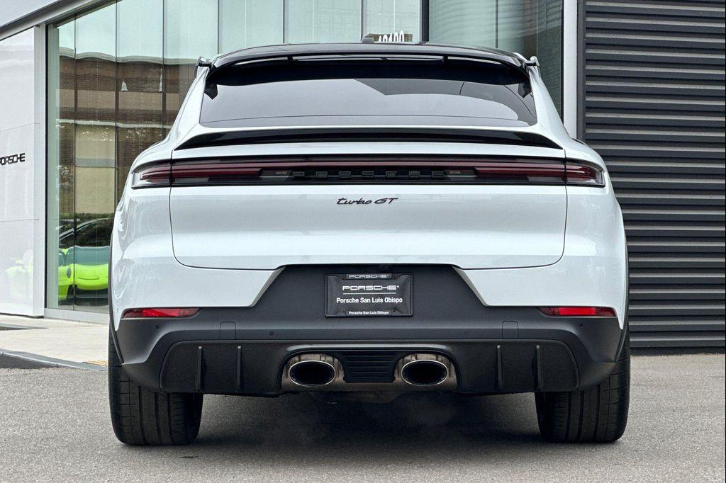 used 2024 Porsche Cayenne car