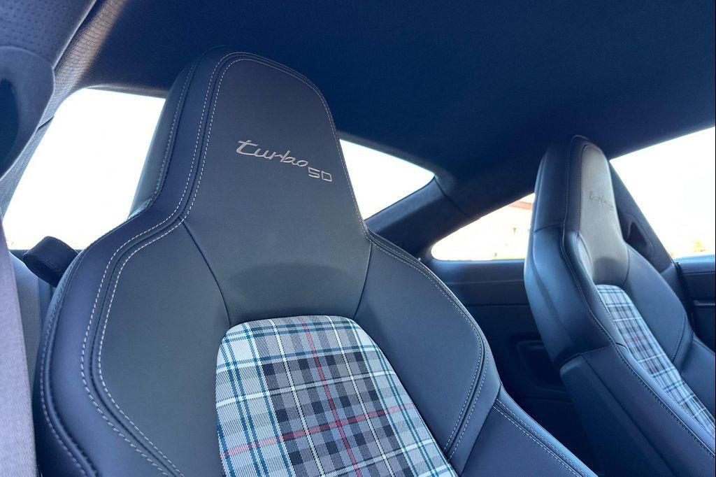 used 2025 Porsche 911 car