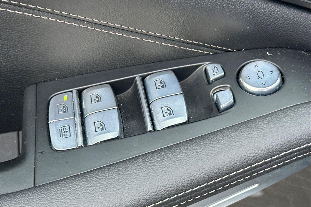 used 2021 BMW X7 car, priced at $52,888