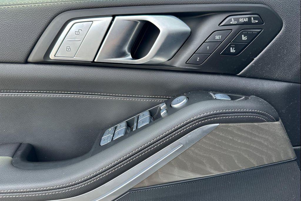 used 2021 BMW X7 car, priced at $52,888