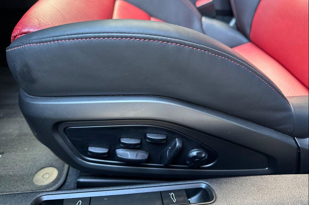 used 2023 Porsche 911 car
