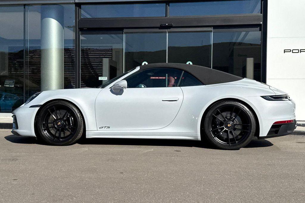 used 2024 Porsche 911 car
