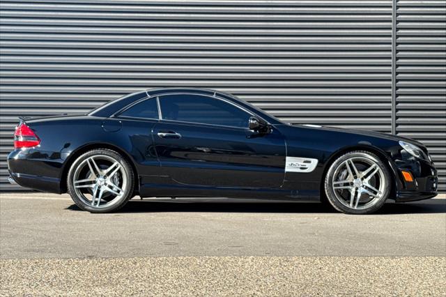 used 2009 Mercedes-Benz SL-Class car, priced at $43,388