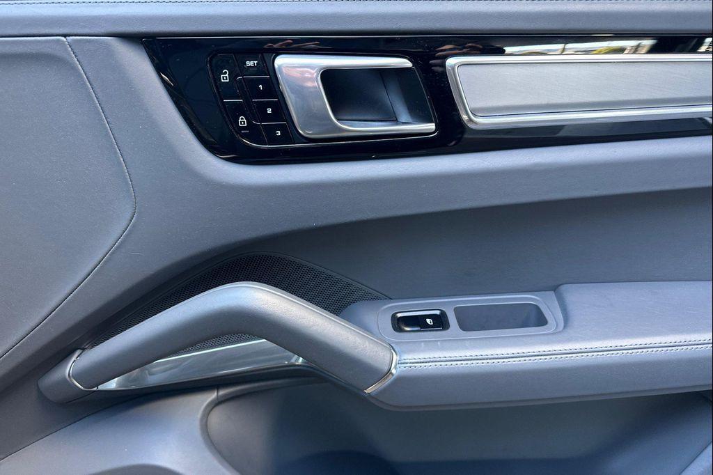 used 2020 Porsche Cayenne car, priced at $62,888