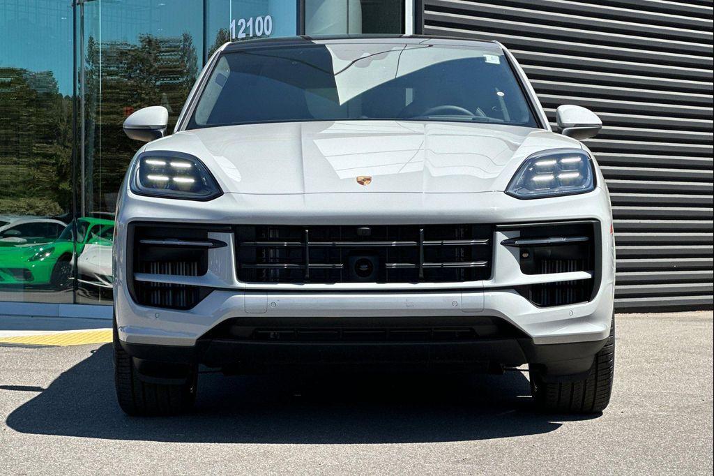 new 2025 Porsche Cayenne car, priced at $157,595
