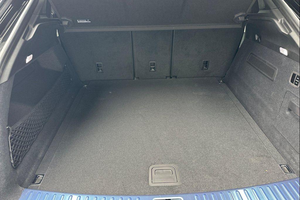 new 2026 Porsche Cayenne car, priced at $117,300