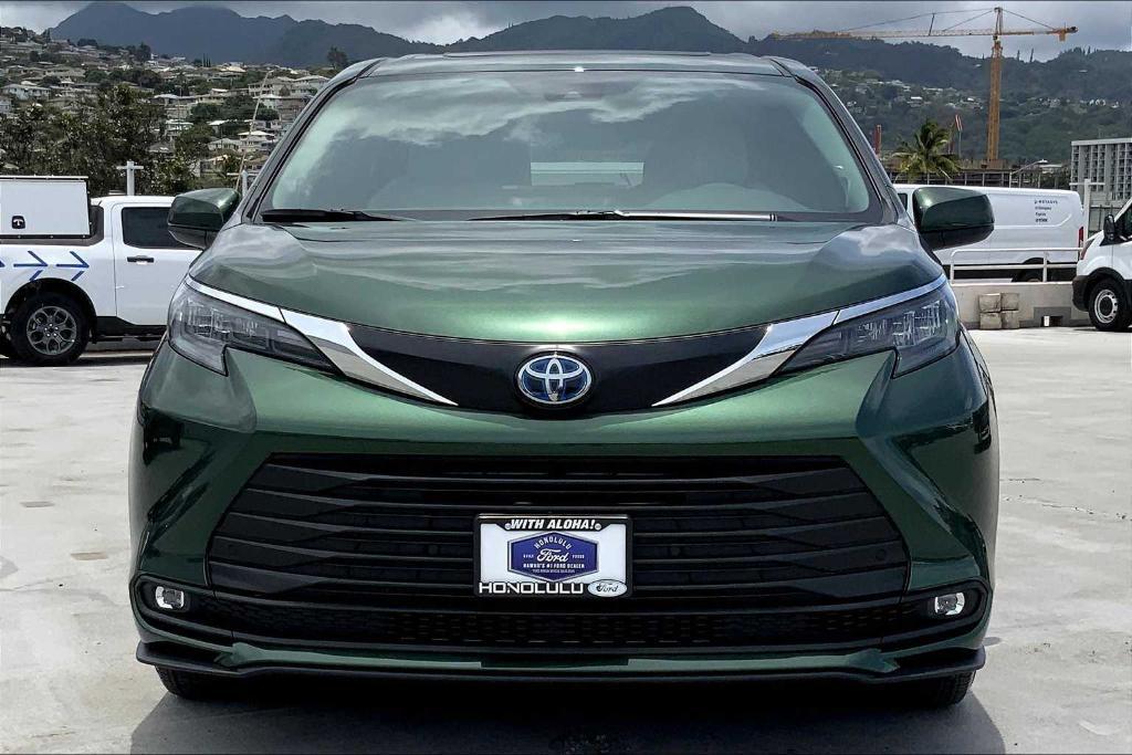 used 2025 Toyota Sienna car, priced at $58,771