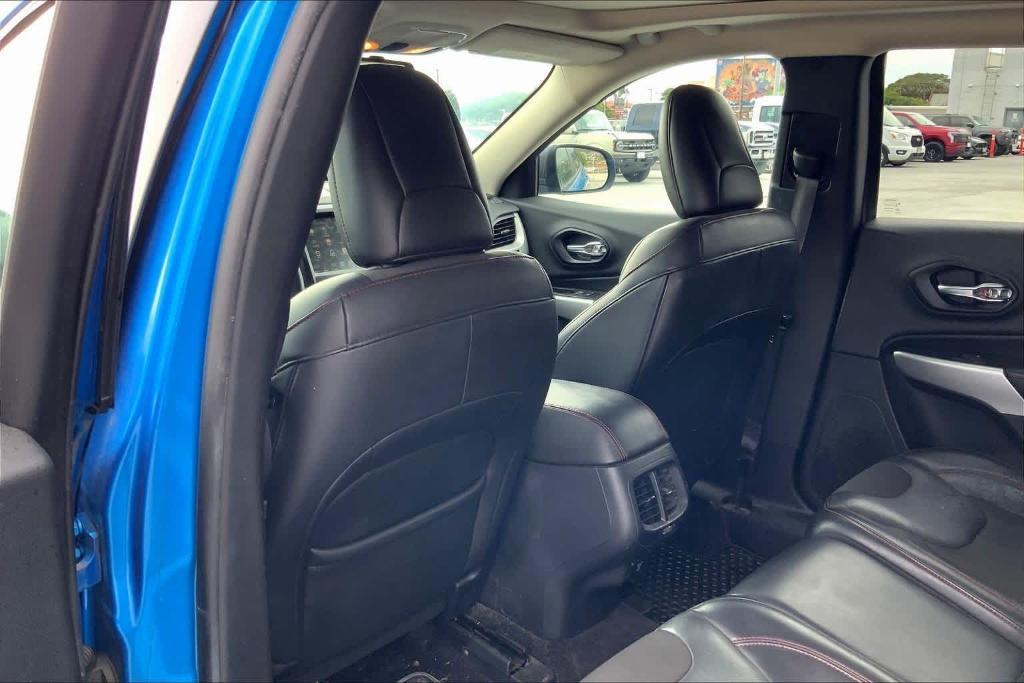 used 2017 Jeep Cherokee car, priced at $15,744