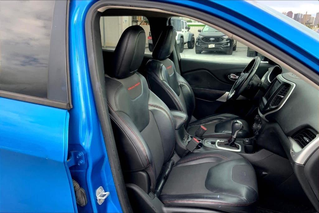 used 2017 Jeep Cherokee car, priced at $15,744