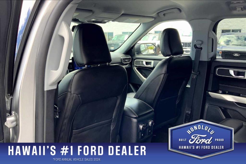 used 2021 Ford Explorer car