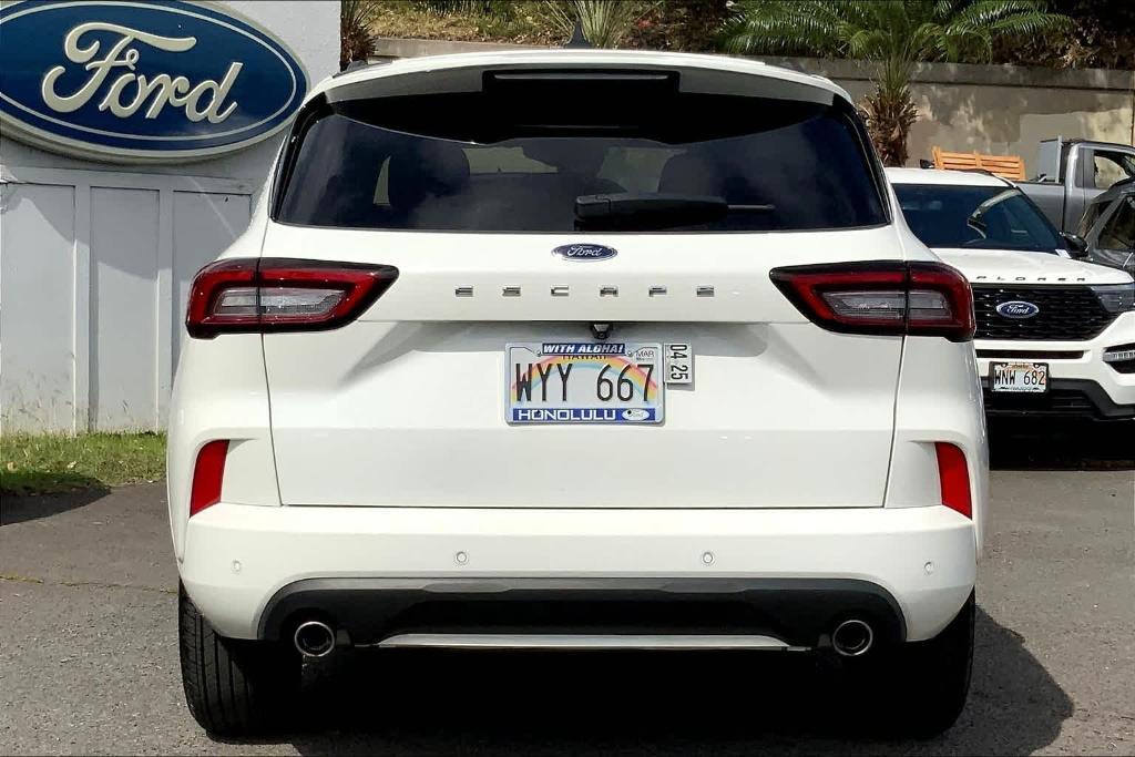 used 2023 Ford Escape car, priced at $25,919