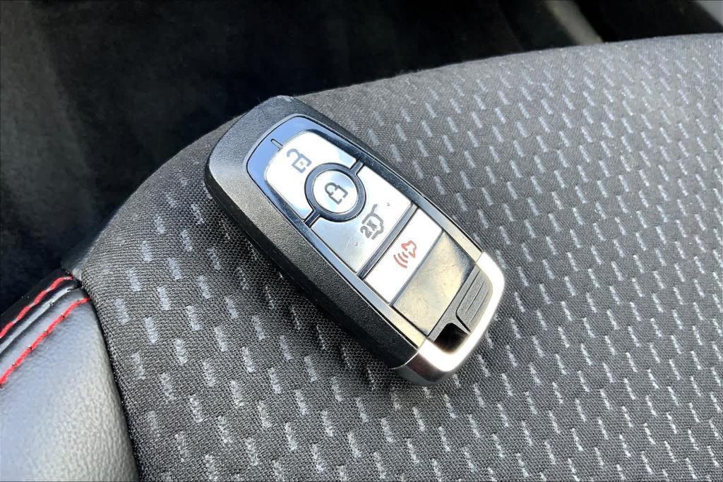 used 2023 Ford Escape car, priced at $25,919