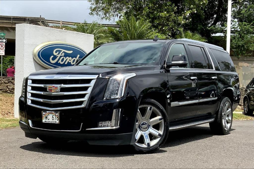 used 2020 Cadillac Escalade ESV car, priced at $42,006