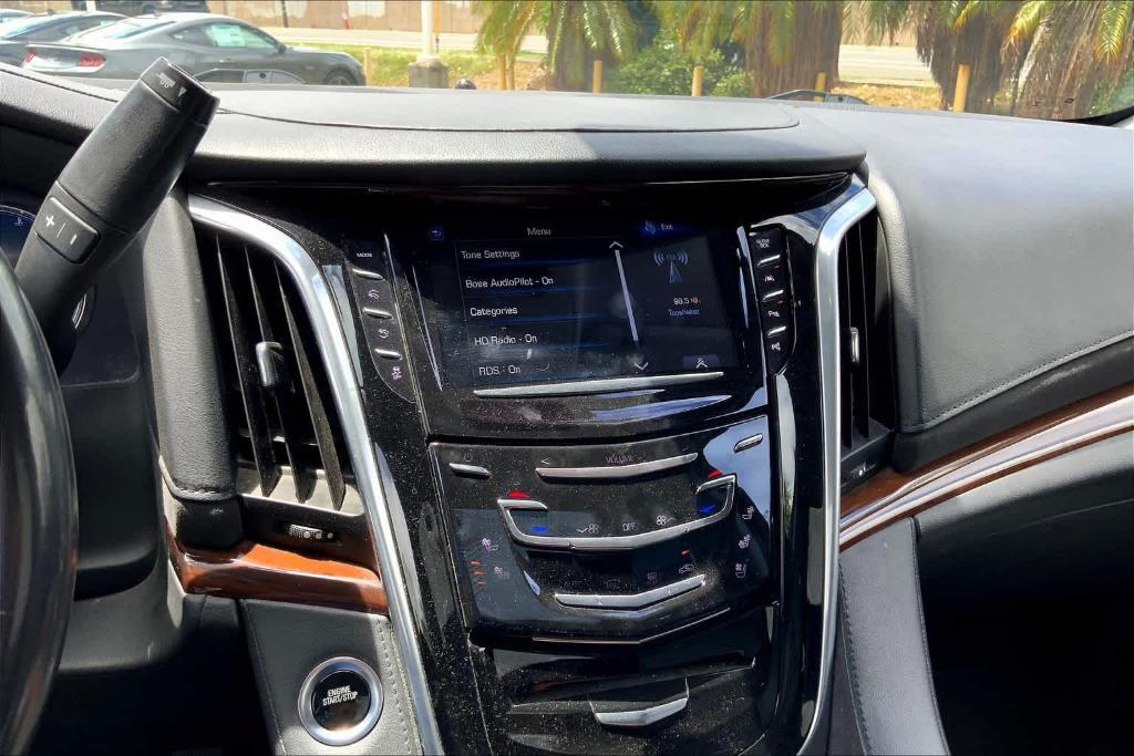 used 2020 Cadillac Escalade ESV car, priced at $42,006