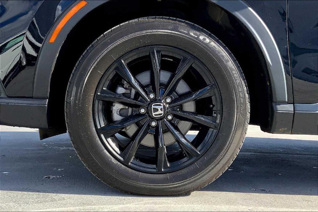 used 2024 Honda CR-V Hybrid car, priced at $37,140