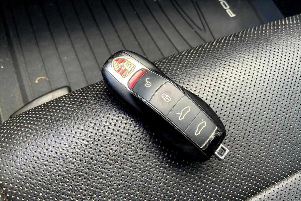 used 2019 Porsche 718 Cayman car, priced at $52,010