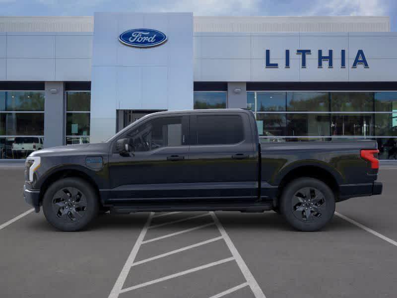 new 2024 Ford F-150 Lightning car